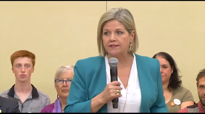 Andrea Horwath and the NDP could win Ontario according to the latest polls.